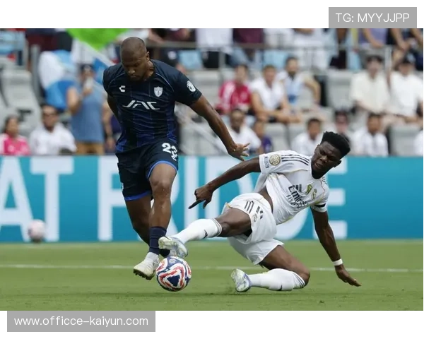 楚阿梅尼转会至皇家马德里,楚瓦梅尼 楚阿梅尼转会至皇家马德里,楚瓦梅尼